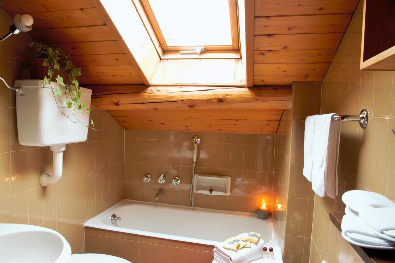 Chalet Dell'Ermellino ボルミオ エクステリア 写真